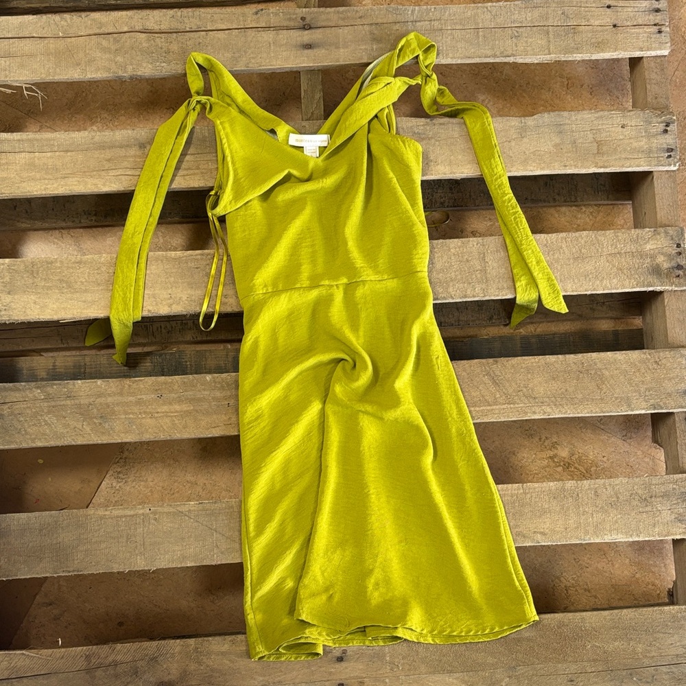 Monteau Lime Green Tie-Shoulder Satin Skirt
